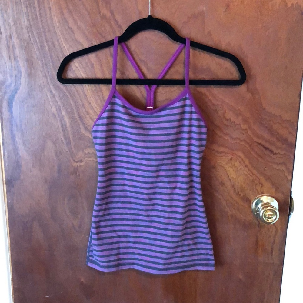 Lululemon top